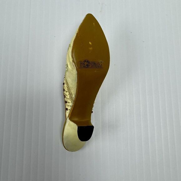 Vintage Nostalgia Collectible Miniature Shoe Figurine Slide On If The Shoe Fits - Picture 6 of 9